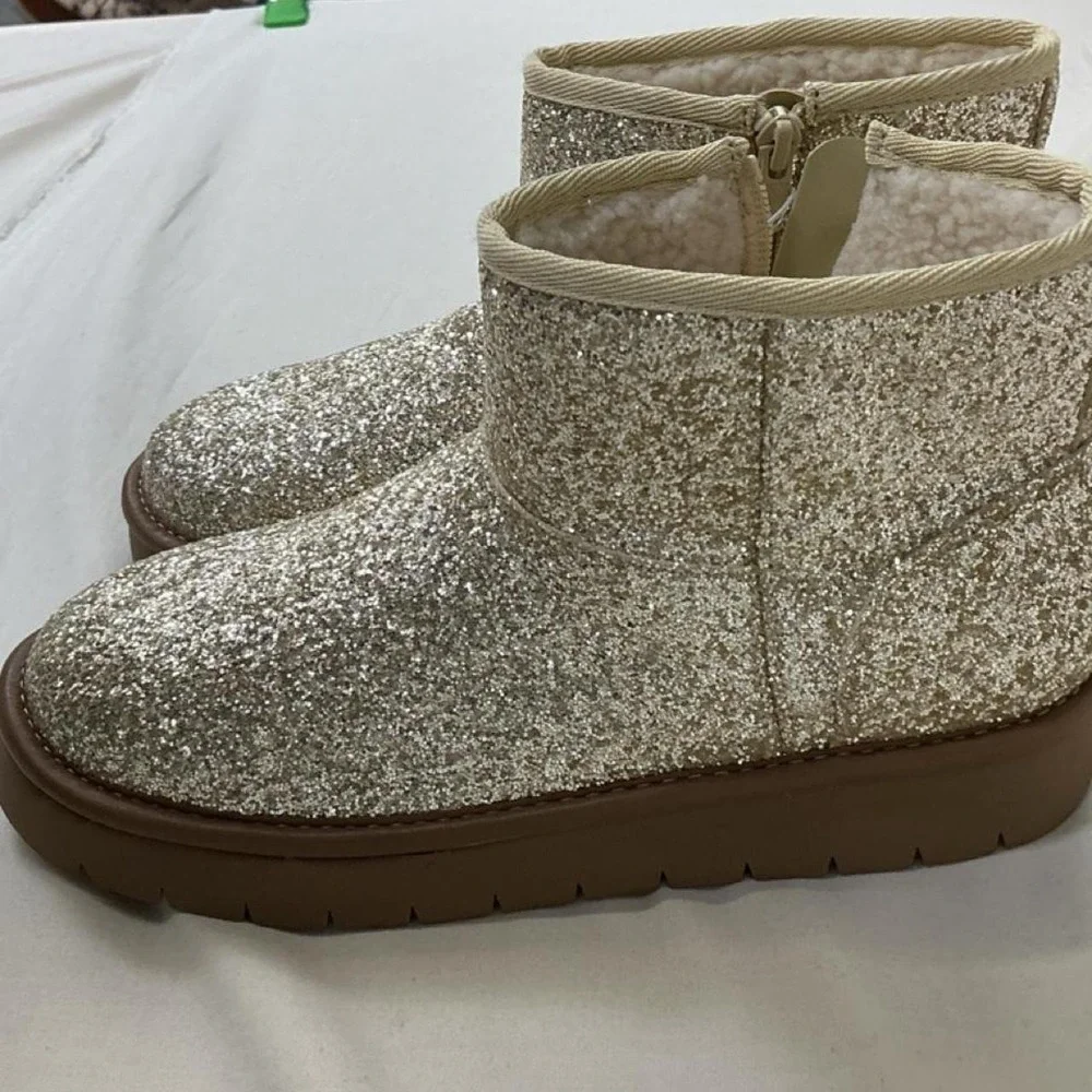 Cat & Jack Girls' Gold Glitter Faux Fur Lined Ankle Boots – Size 5